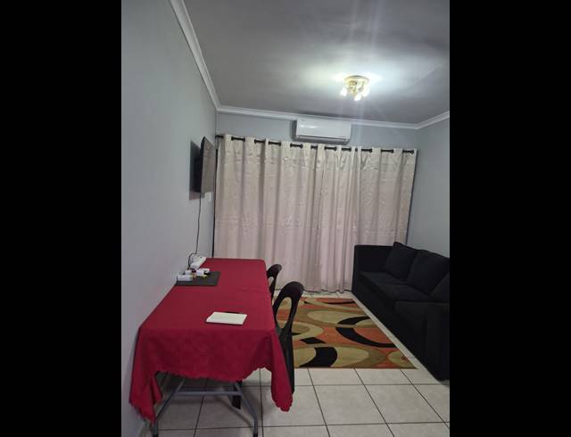 2 BEDROOM APARTMENT TO LET IN SALT ROCK